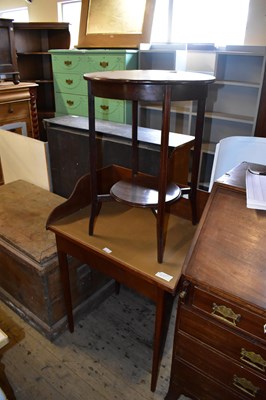Lot 1077 - An Edwardian mahogany writing table with...