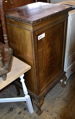 Lot 1106 - A Chippendale style mahogany side cabinet on...