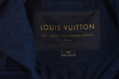 Lot 8 - LOUIS VUITTON; a 100% cashmere grey full...