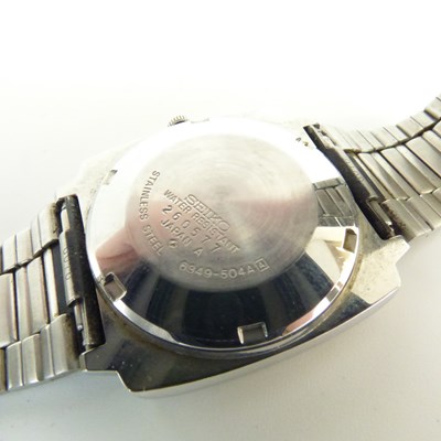 Lot 1122 - SEIKO