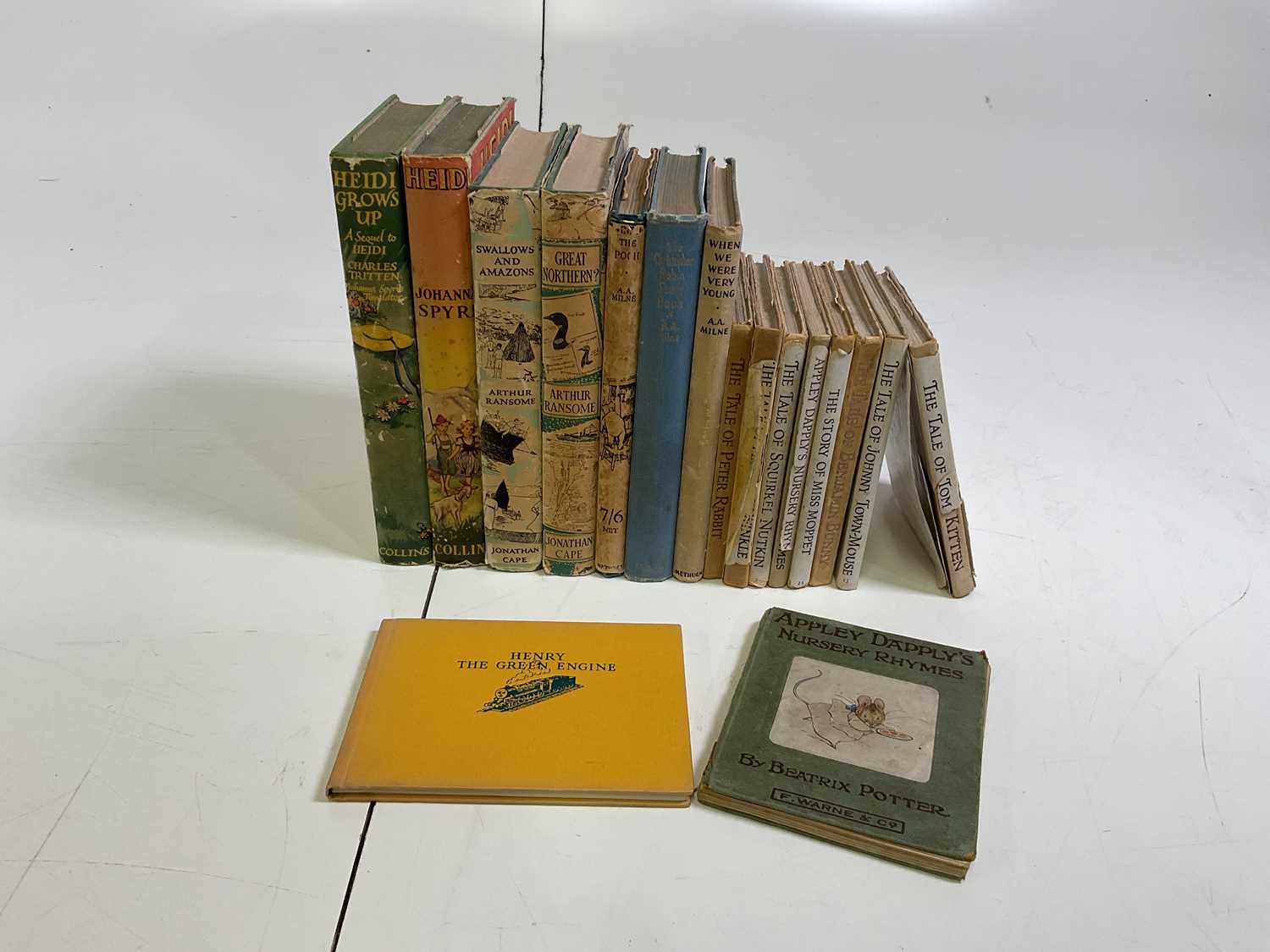 Lot 322 - [JUVENILE] A mixed collection of books to...