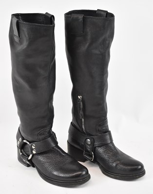 Lot 539 - DURO; a pair of flat black lady's leather...