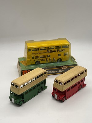 Lot 136 - DINKY; Speed Bus 295, boxed and 2 loose (3)