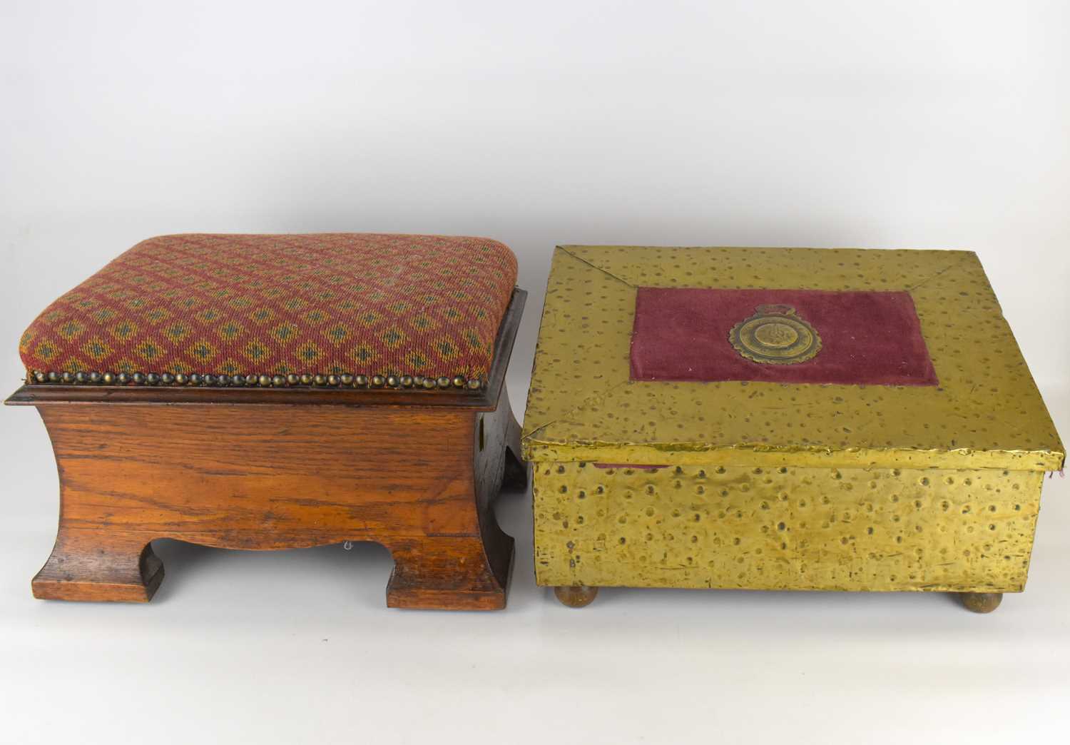 Craft Footstool Lot 78 - An Arts & Crafts style oak footstool with
