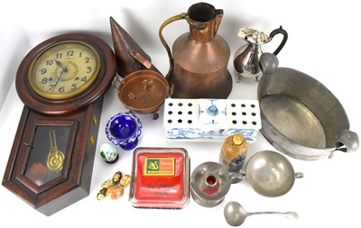 Lot 140 - Various mixed collectibles to include a...