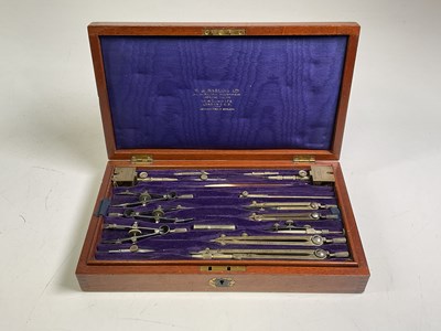 Lot 12 - W. H. HARLING LTD; a mahogany cased set of...