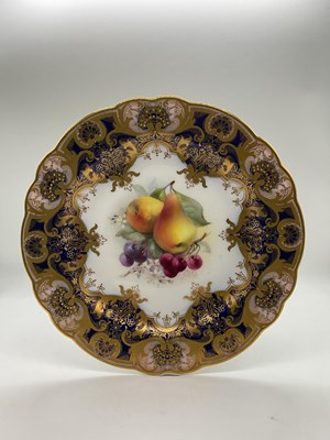 Lot 152 - GEORGE COLE FOR ROYAL WORCESTER; a gilt...