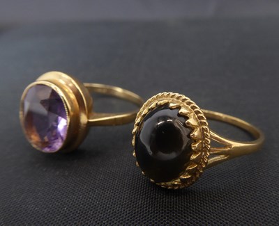 Lot 1072 - Two 9ct gold dress rings