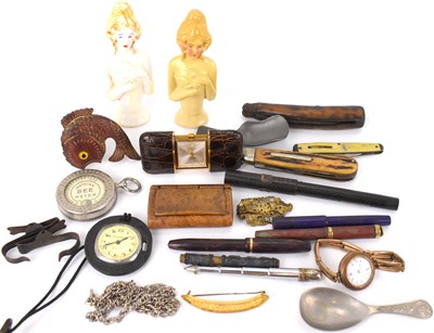 Lot 167 - Various mixed collectibles to include a Figaro...