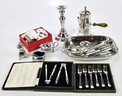 Lot 438 - A small collection of silver plated items to...