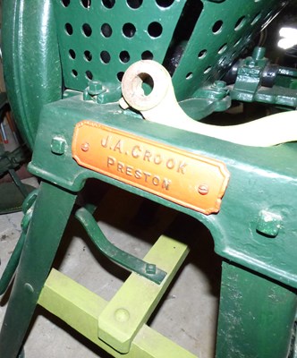 Lot 108 - A Harrison McGregor & Co Ltd Leigh TC3 Albion root cutter