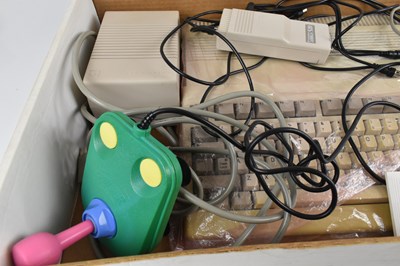 Lot 48 - COMMODORE 500; a boxed computer console with...