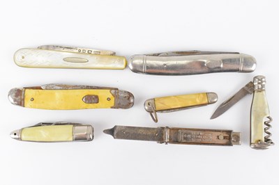 Lot 181 - Six various penknives, including a mother of...