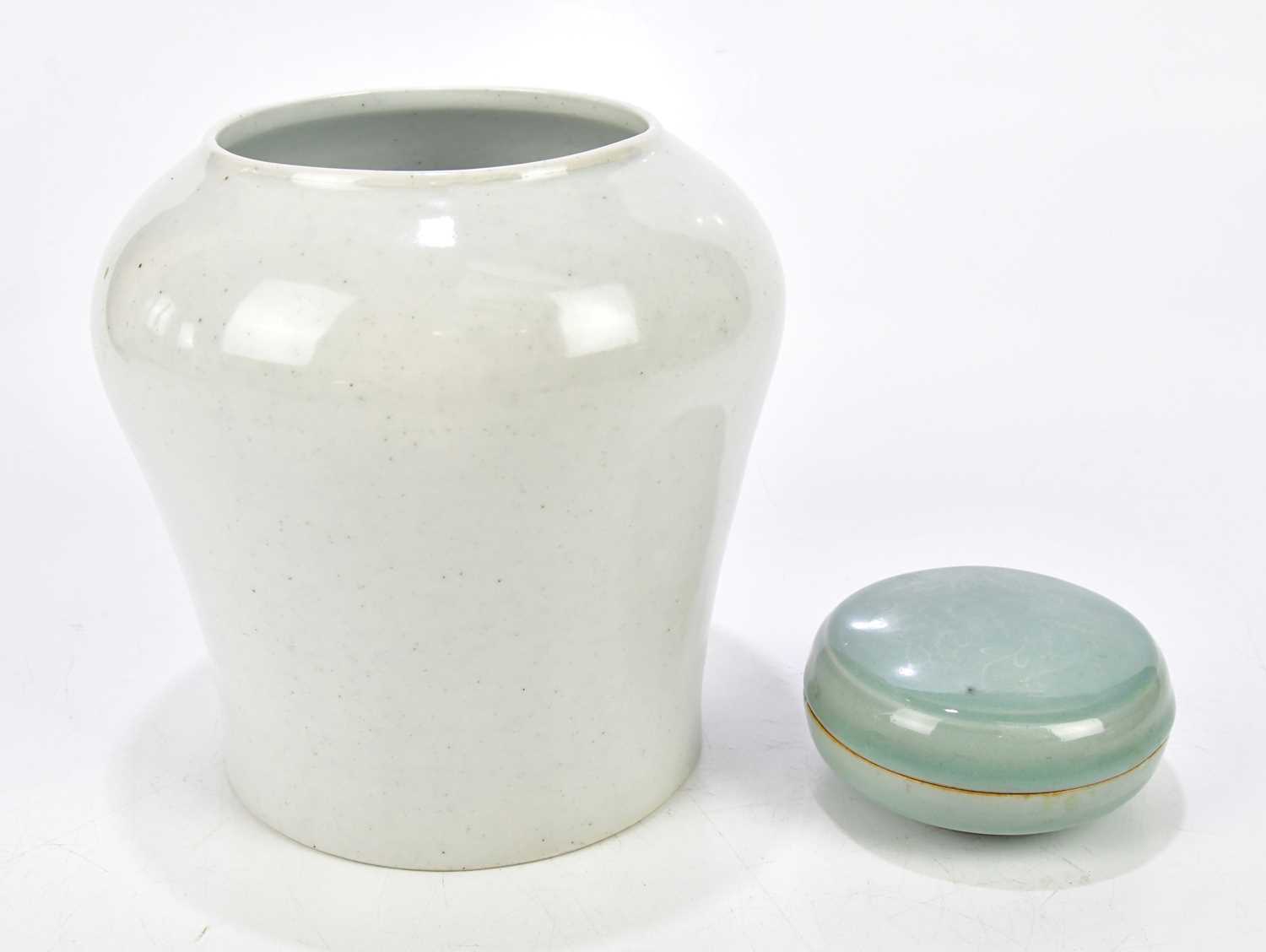 Lot 5333 - A Korean celadon glazed trinket box and cover,...