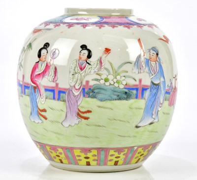 Lot 1101 - An early 20th century Chinese Famille Rose...