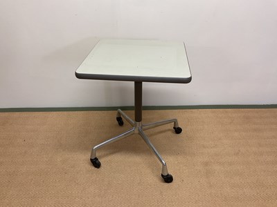 Lot 807 - HERMAN MILLER; an action office table raised...