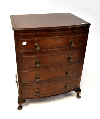 Lot 52 - A Georgian-style bow-fronted mahogany bachelors' chest of four graduated drawers