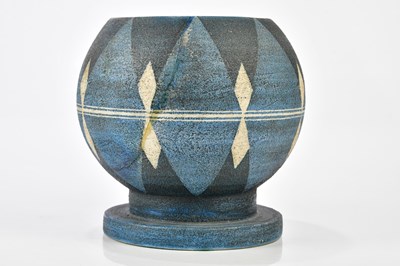 Lot 9 - AVRIL BENNETT FOR TROIKA POTTERY; a Globe vase...