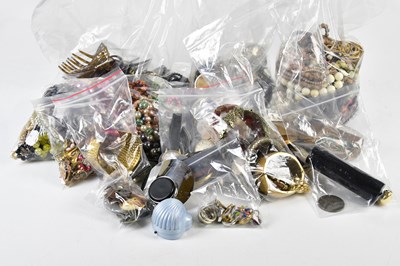 Lot 720 - A large quantity of costume jewellery.