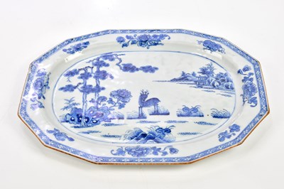 Lot 1099 - An 18th century Chinese Export blue and white...