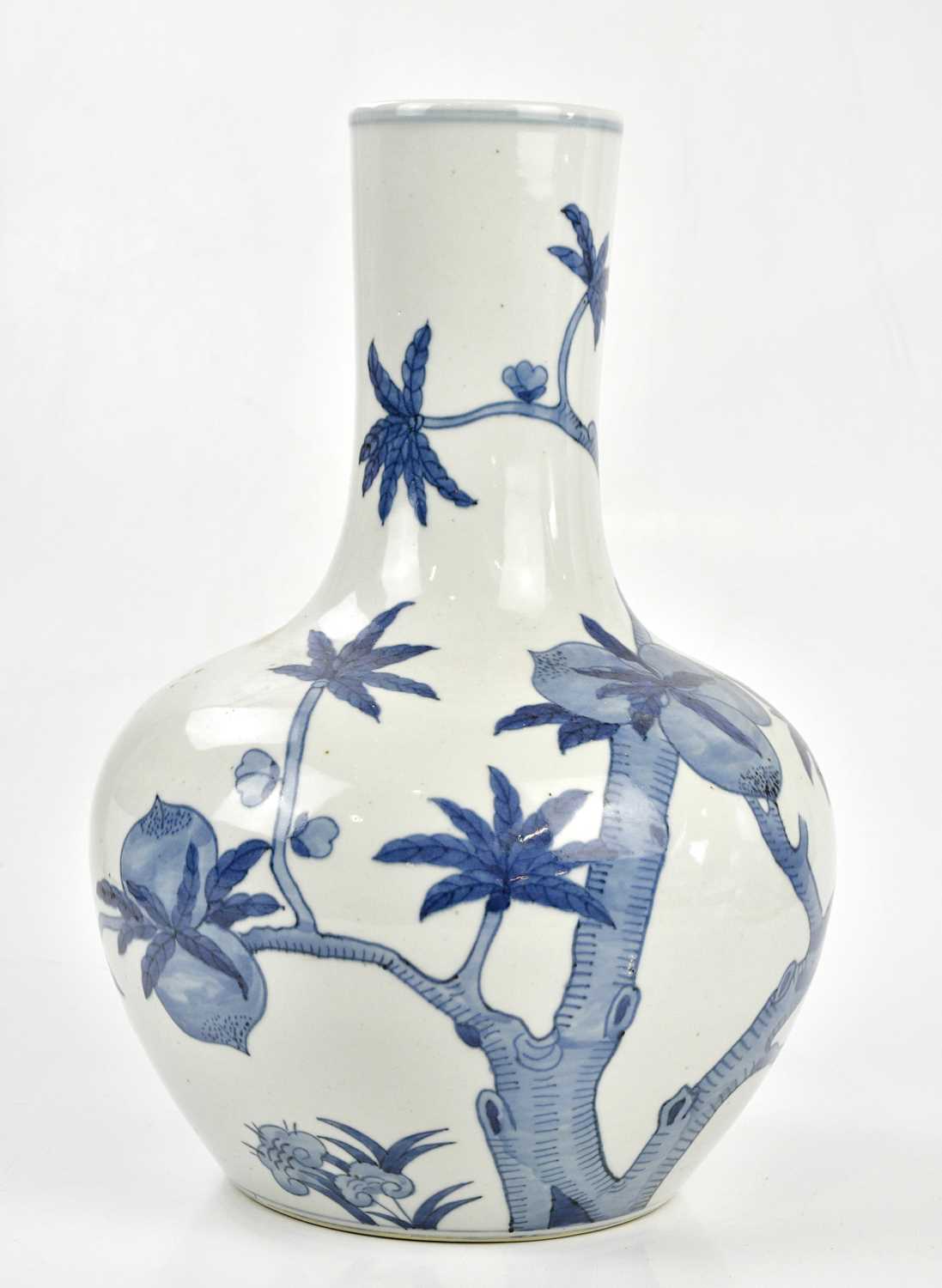 Lot 1196 - A large Chinese blue and white vase decorated...