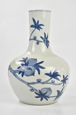 Lot 1196 - A large Chinese blue and white vase decorated...