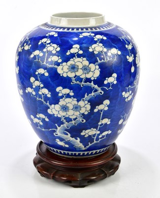 Lot 1017 - A large 19th century Chinese ginger jar and...