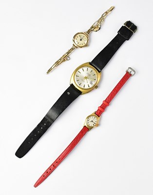 Lot 1076 - Three wristwatches comprising a Montine...