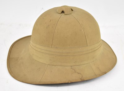 Lot 397 - E. W. VERO & CO, LONDON; a solar tepoy hat.