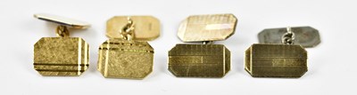 Lot 693 - A pair of 9ct yellow gold cufflinks, approx 10....