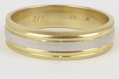 Lot 1067 - Three 9ct gold band rings