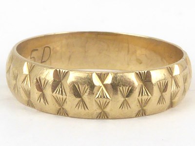 Lot 1067 - Three 9ct gold band rings