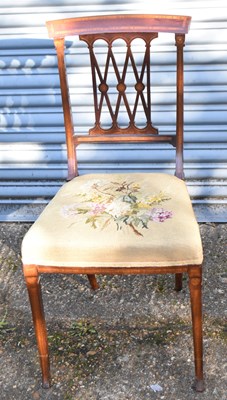 Lot 88 - A mahogany and satinwood crossbanded dining...