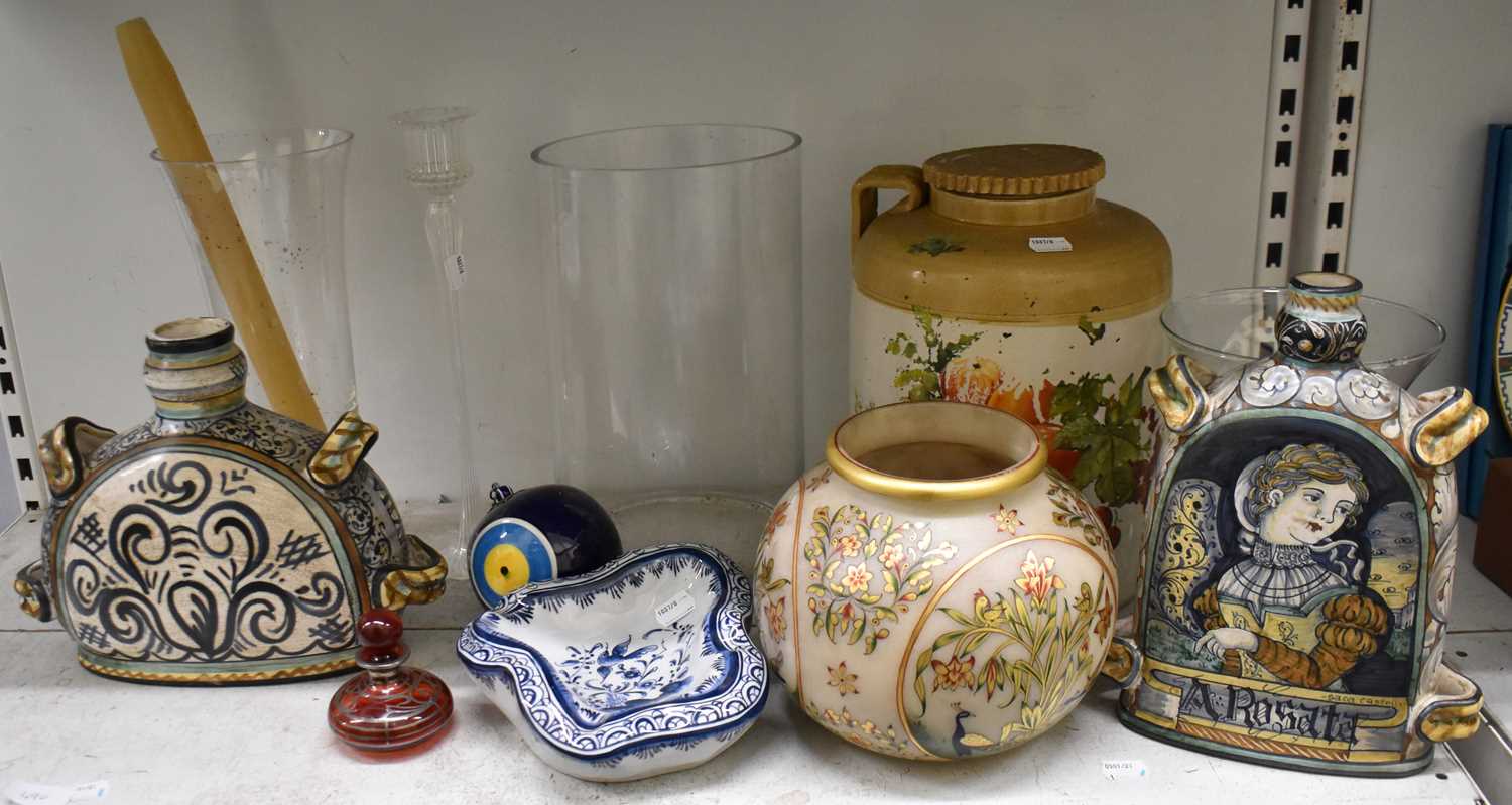 Lot 570 - A small quantity of sundry items, to include...
