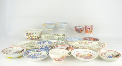 Lot 519 - A collection of 18th and 19th century teaware,...