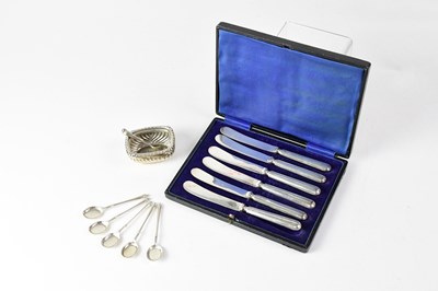 Lot 880 - A cased set of six hallmarked silver handled...