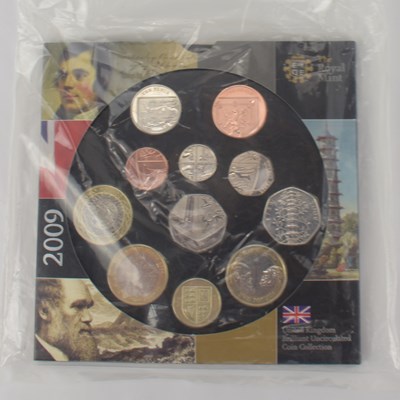 Lot 982 - ROYAL MINT; a '2009 United Kingdom Brilliant...