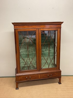 Lot 590 - An Edwardian mahogany and inlaid display...