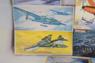 Lot 237 - REVELL; ten scale model kits, comprising...