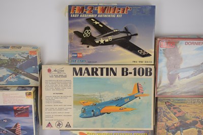 Lot 237 - REVELL; ten scale model kits, comprising...