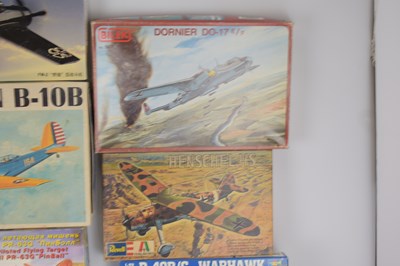Lot 237 - REVELL; ten scale model kits, comprising...