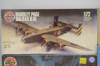 Lot 253 - AIRFIX; four Airfix and other scale model...