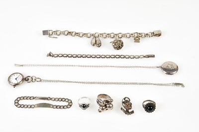 Lot 775 - A small collection of silver and white metal...