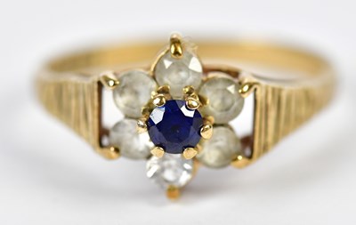 Lot 295 - A 9ct yellow gold floral dress ring, size L1/2,...