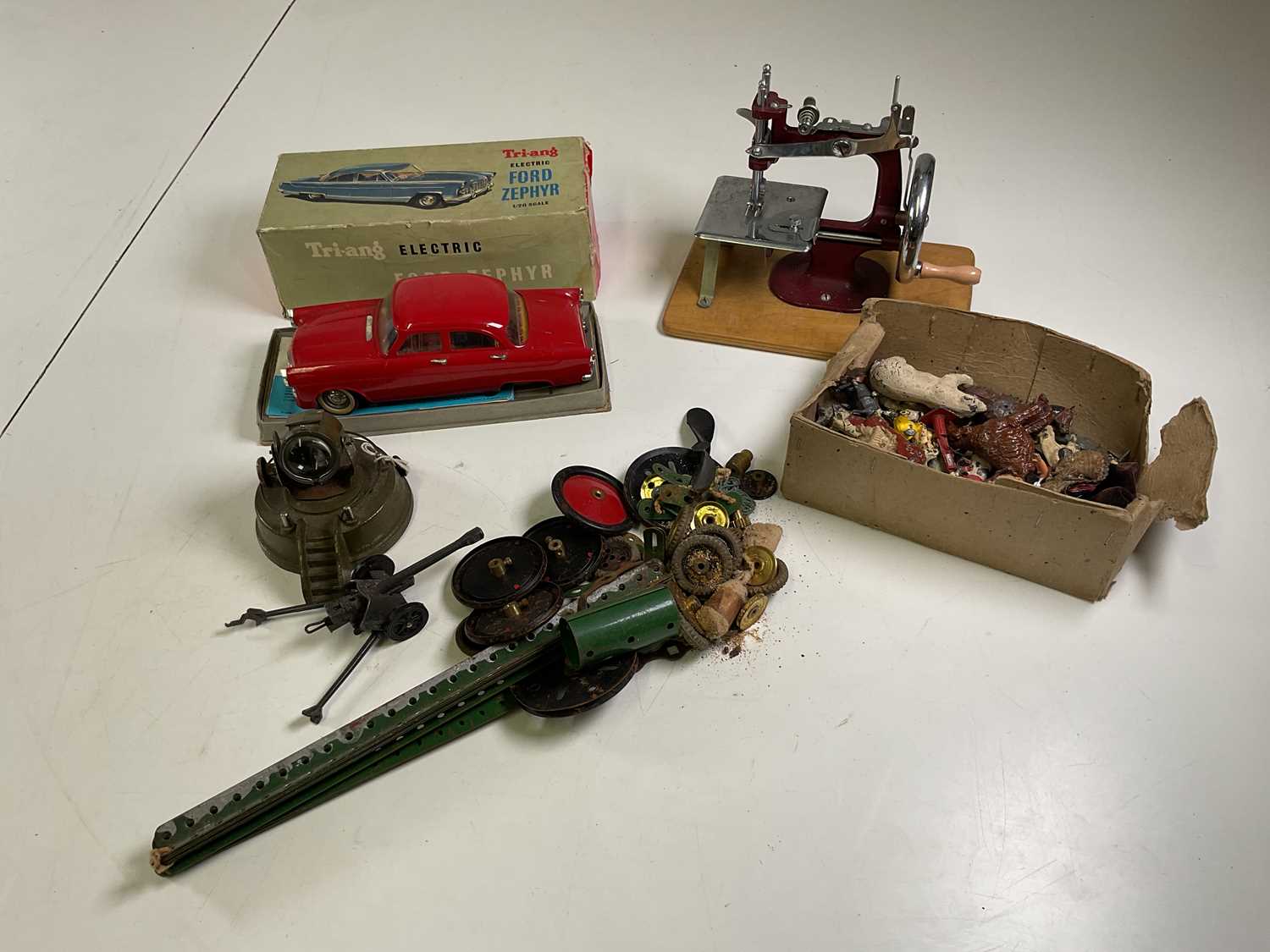 Lot 91 - A quantity of toys including lead farm animals,...