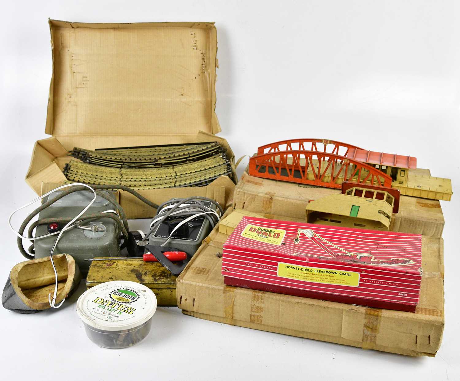 Lot 4363 - A collection of train set accessories to...