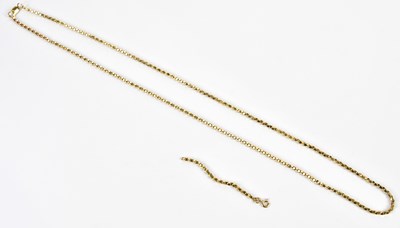 Lot 370 - A 9ct yellow gold box link chain, sold with a...