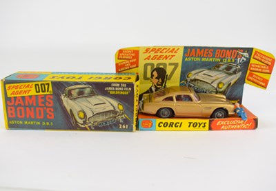 Lot 321 - CORGI; a '261 James Bond Aston Martin D.B.5'...