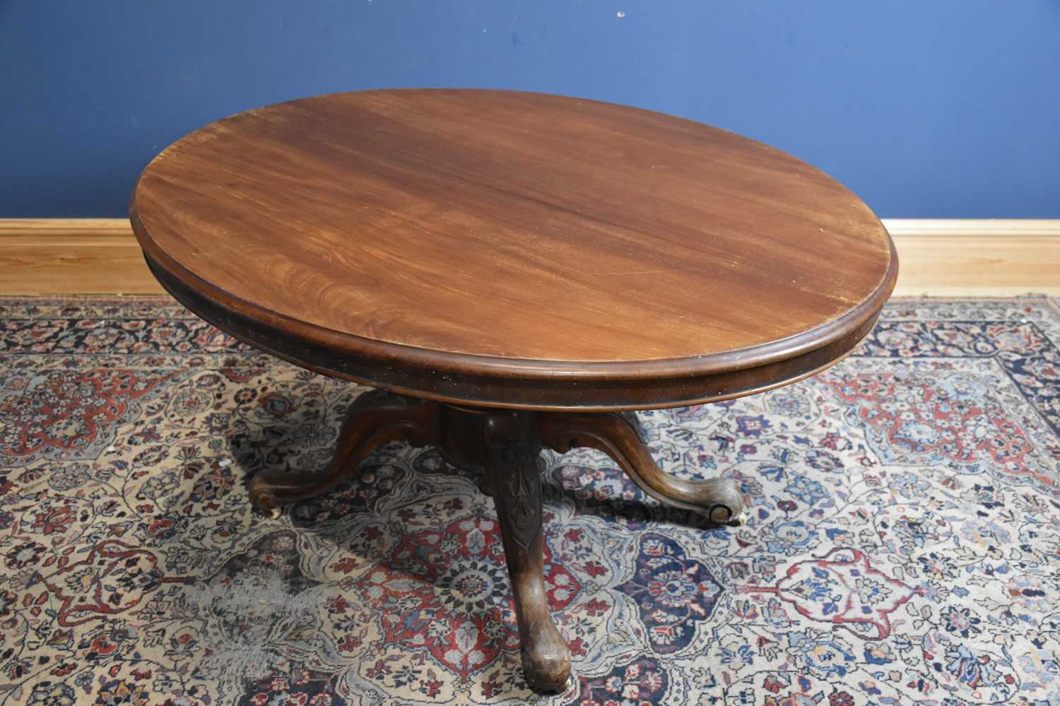 Lot 35 - A Victorian mahogany loo table, height 70cm,...