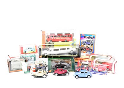 Lot 422 - Various diecast model vehicles, mainly boxed,...